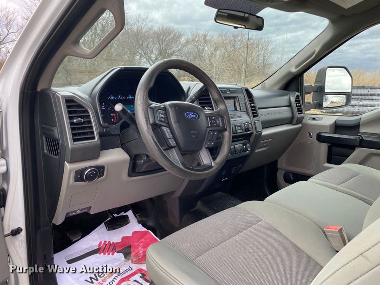 image for item DN8171 2018 Ford F250 Super Duty  SuperCab pickup truck