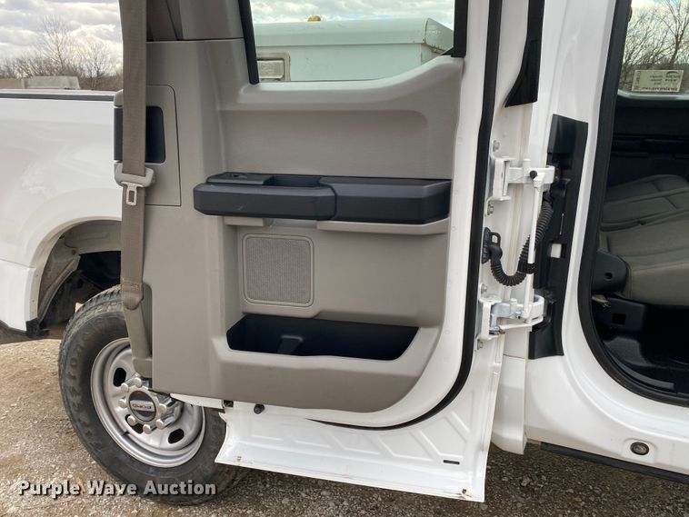 image for item DN8171 2018 Ford F250 Super Duty  SuperCab pickup truck