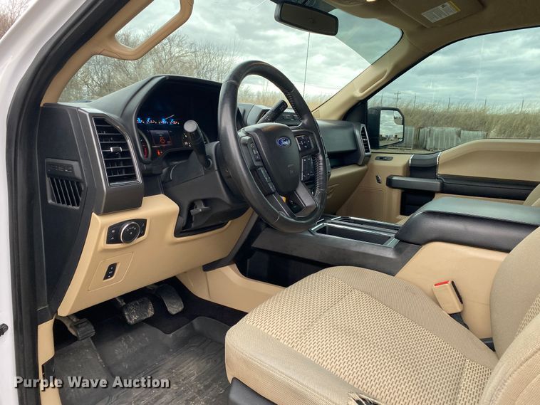 image for item DN8175 2017 Ford F150  SuperCrew pickup truck