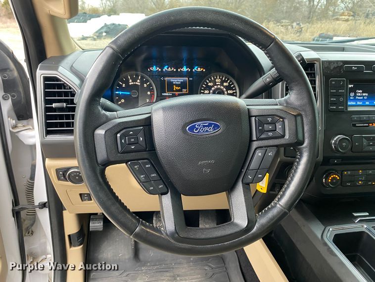 image for item DN8175 2017 Ford F150  SuperCrew pickup truck