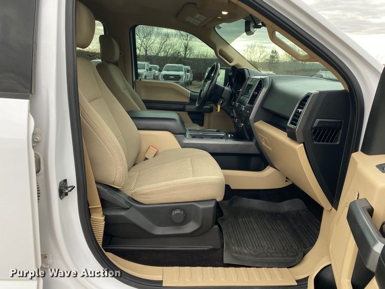 image for item DN8175 2017 Ford F150  SuperCrew pickup truck