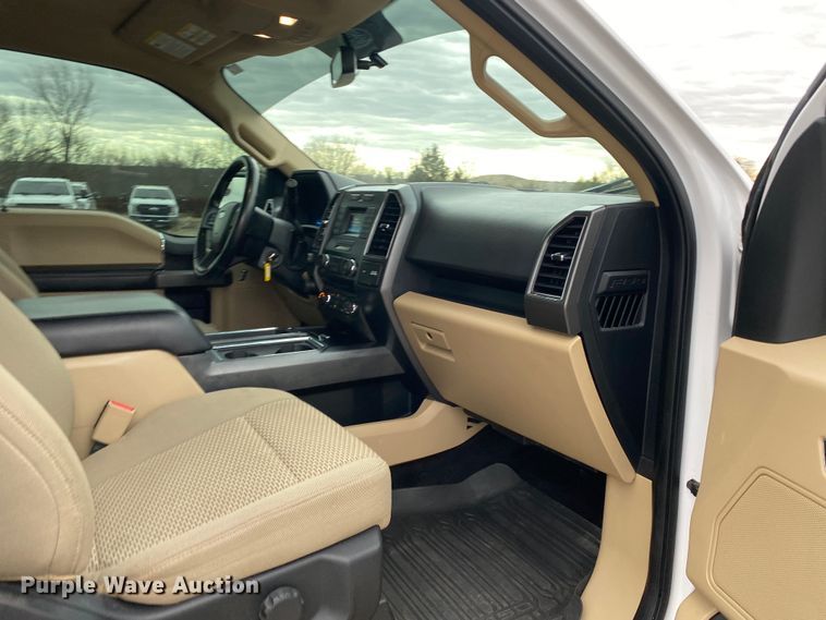 image for item DN8175 2017 Ford F150  SuperCrew pickup truck