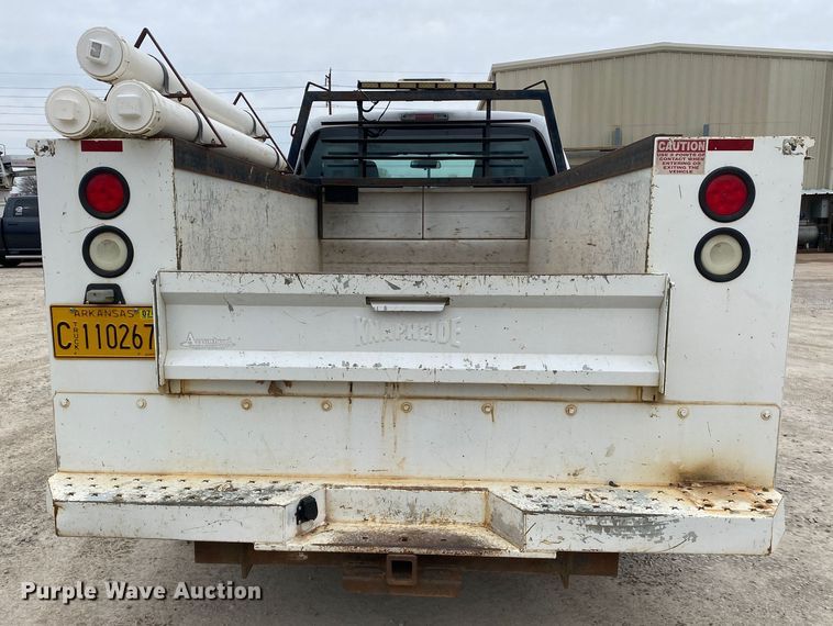 image for item DN8220 2014 Ford F350 Super Duty  SuperCab utility bed pickup truck