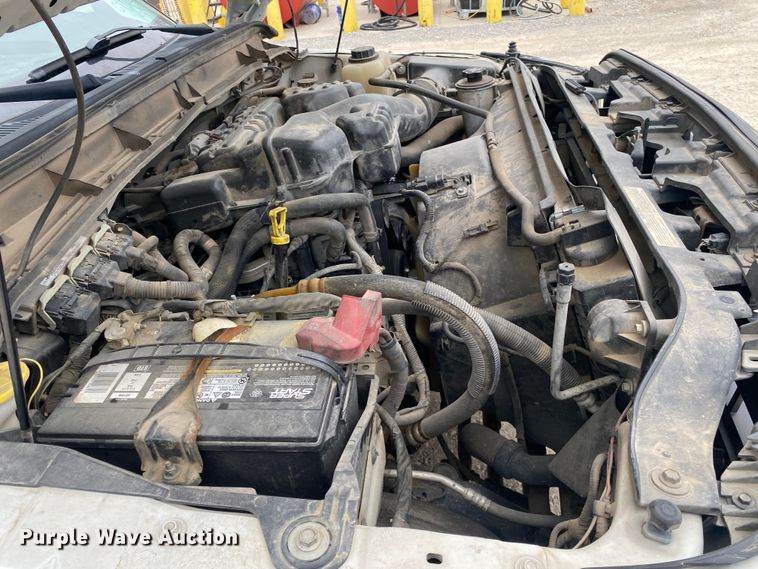 image for item DN8220 2014 Ford F350 Super Duty  SuperCab utility bed pickup truck