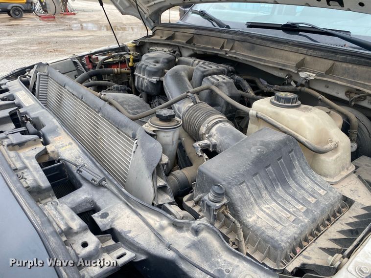 image for item DN8220 2014 Ford F350 Super Duty  SuperCab utility bed pickup truck