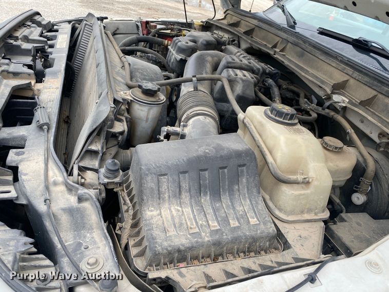 image for item DN8220 2014 Ford F350 Super Duty  SuperCab utility bed pickup truck