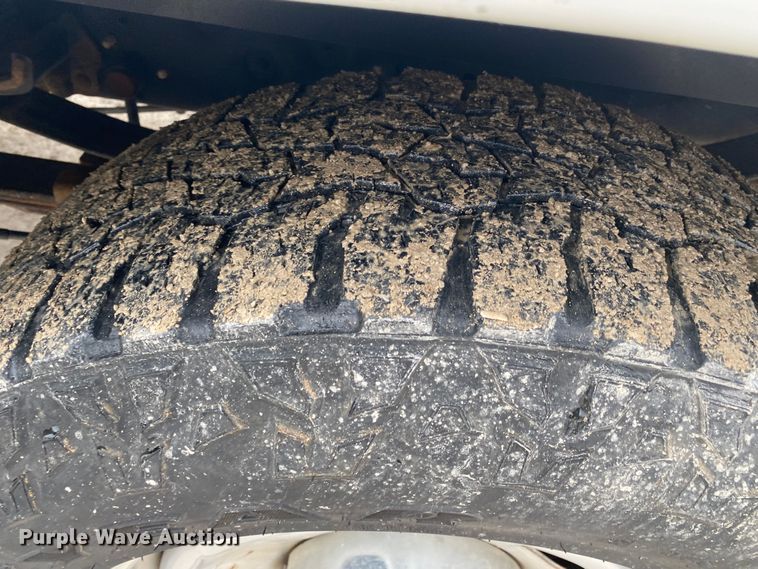 image for item DN8220 2014 Ford F350 Super Duty  SuperCab utility bed pickup truck