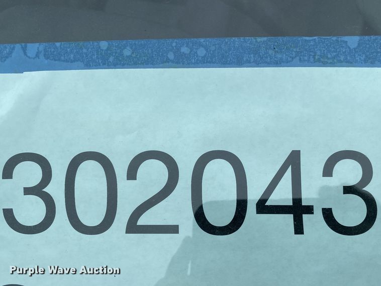 image for item DN8220 2014 Ford F350 Super Duty  SuperCab utility bed pickup truck