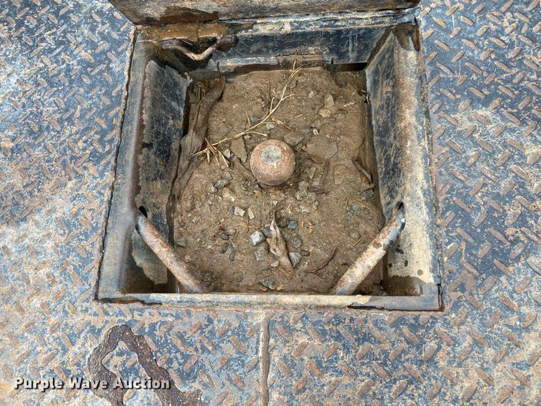 image for item DN8221 2012 Dodge Ram 5500HD  Crew Cab flatbed truck