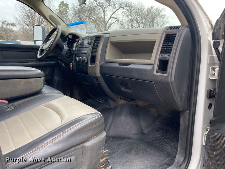 image for item DN8221 2012 Dodge Ram 5500HD  Crew Cab flatbed truck