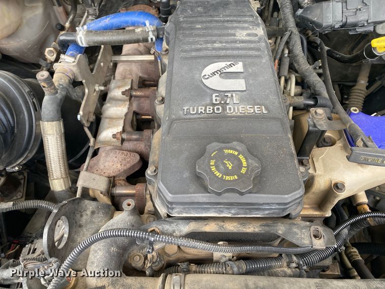 image for item DN8221 2012 Dodge Ram 5500HD  Crew Cab flatbed truck