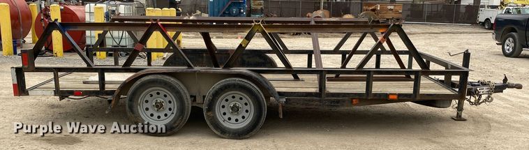 image for item DN8225 1999 R & B Industries  utility trailer