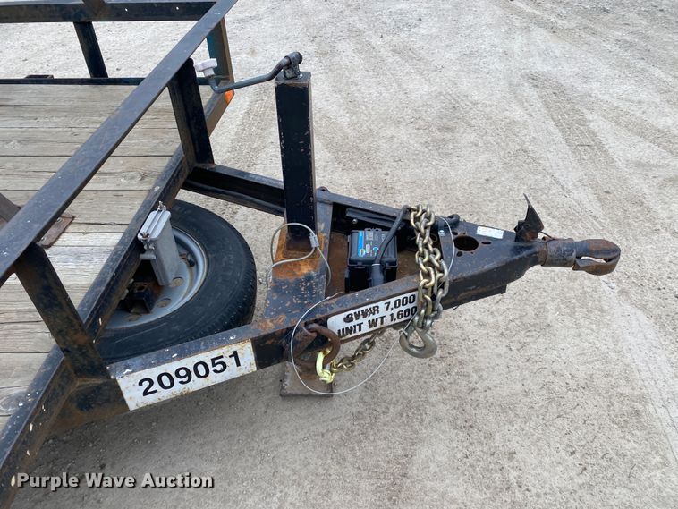 image for item DN8225 1999 R & B Industries  utility trailer