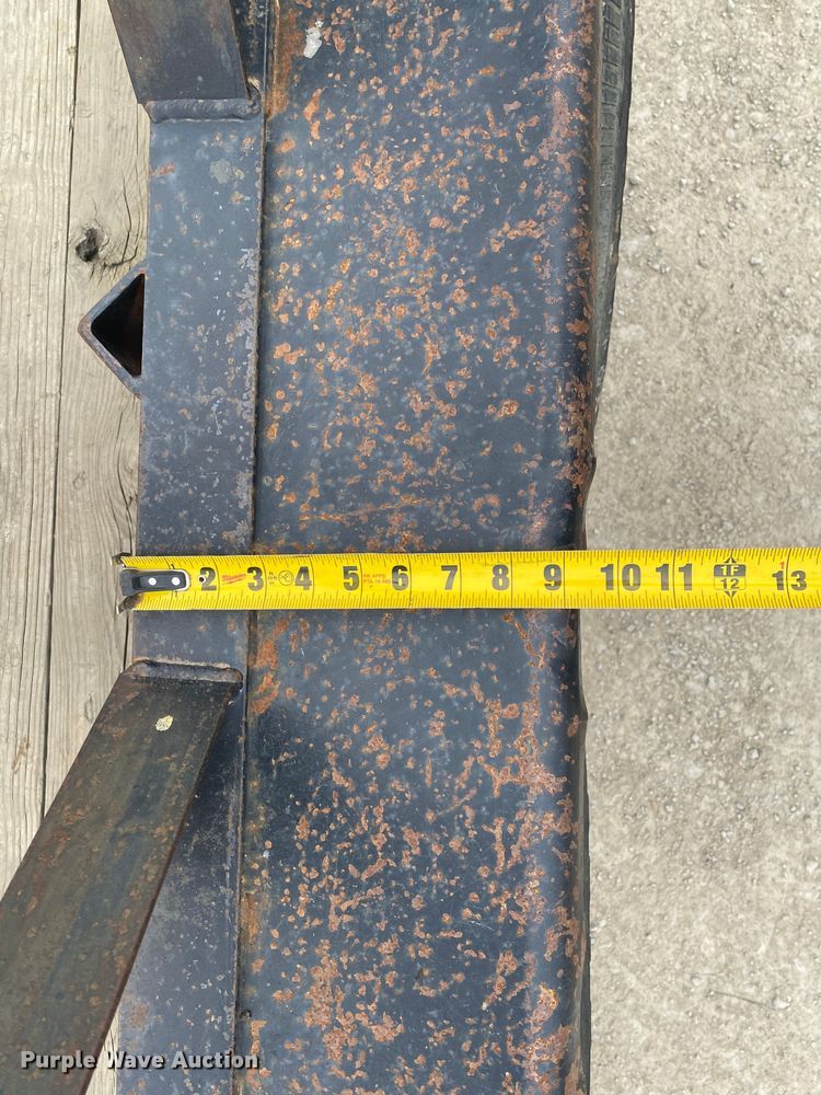 image for item DN8225 1999 R & B Industries  utility trailer