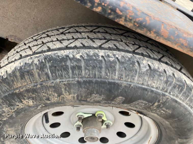 image for item DN8225 1999 R & B Industries  utility trailer