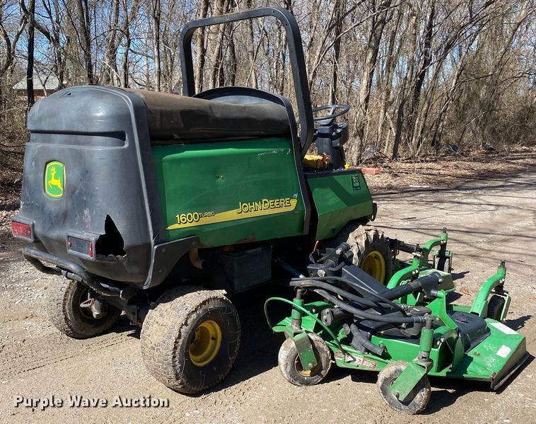 image for item DN8228 John Deere 1600 WAM Turbo  lawn mower