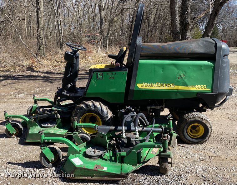 image for item DN8228 John Deere 1600 WAM Turbo  lawn mower