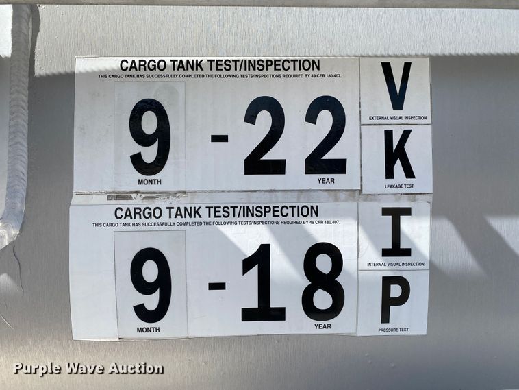 image for item DN8233 2014 Kenworth T370  fuel truck