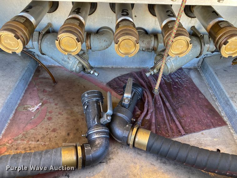 image for item DN8233 2014 Kenworth T370  fuel truck