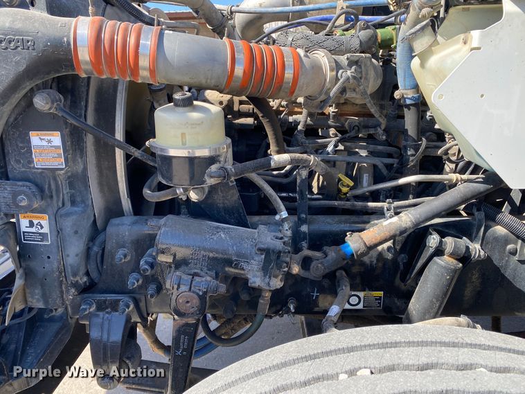 image for item DN8233 2014 Kenworth T370  fuel truck