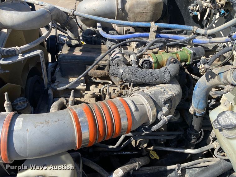 image for item DN8233 2014 Kenworth T370  fuel truck