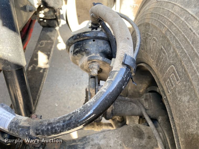 image for item DN8233 2014 Kenworth T370  fuel truck