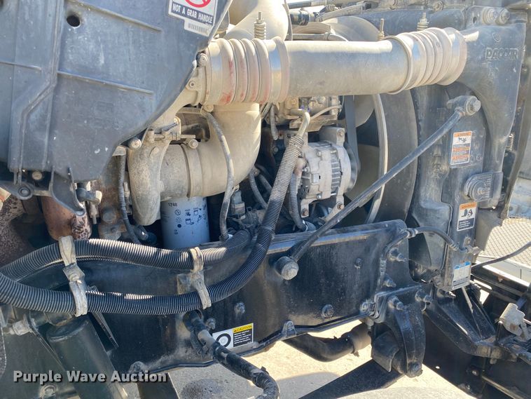 image for item DN8233 2014 Kenworth T370  fuel truck