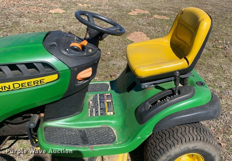 image for item DN8243 lawn mower