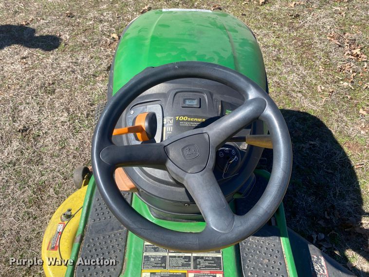 image for item DN8243 lawn mower