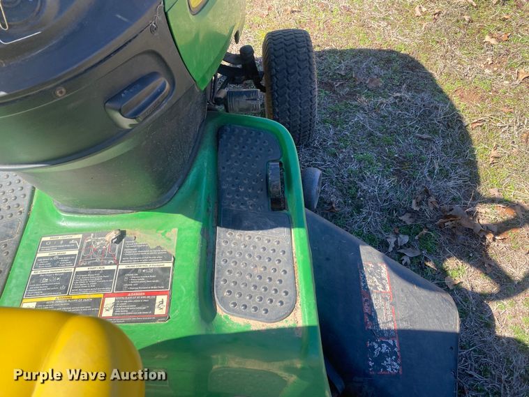 image for item DN8243 lawn mower