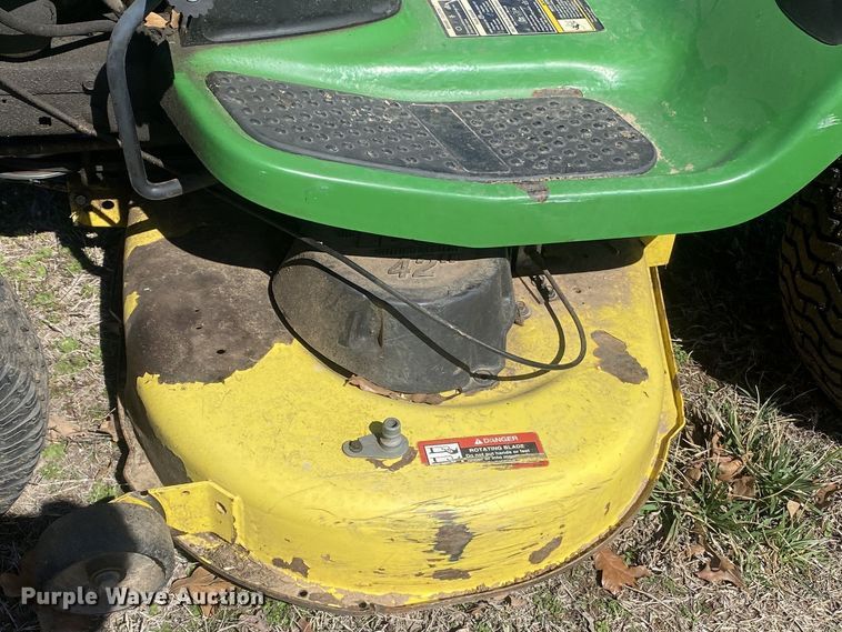 image for item DN8243 lawn mower