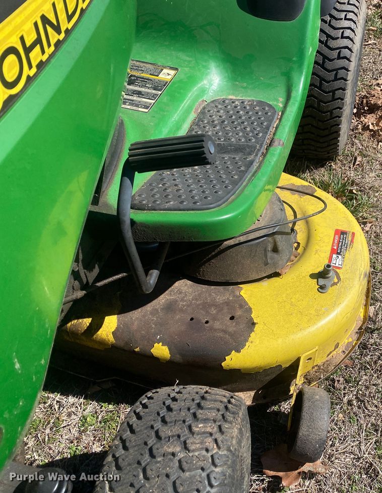 image for item DN8243 lawn mower