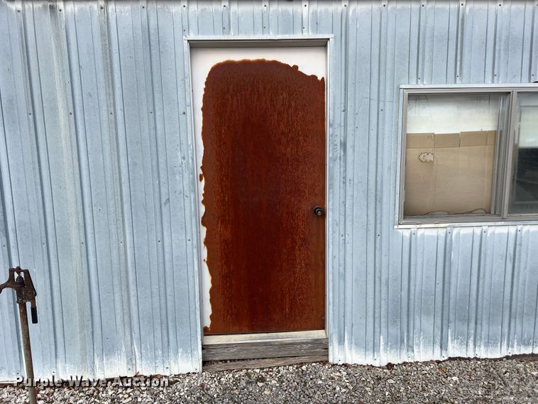 image for item DO2174 Metal building