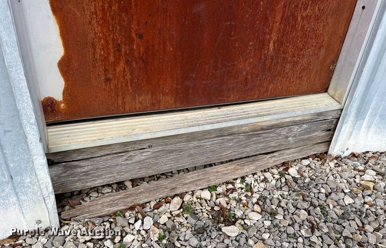 image for item DO2174 Metal building