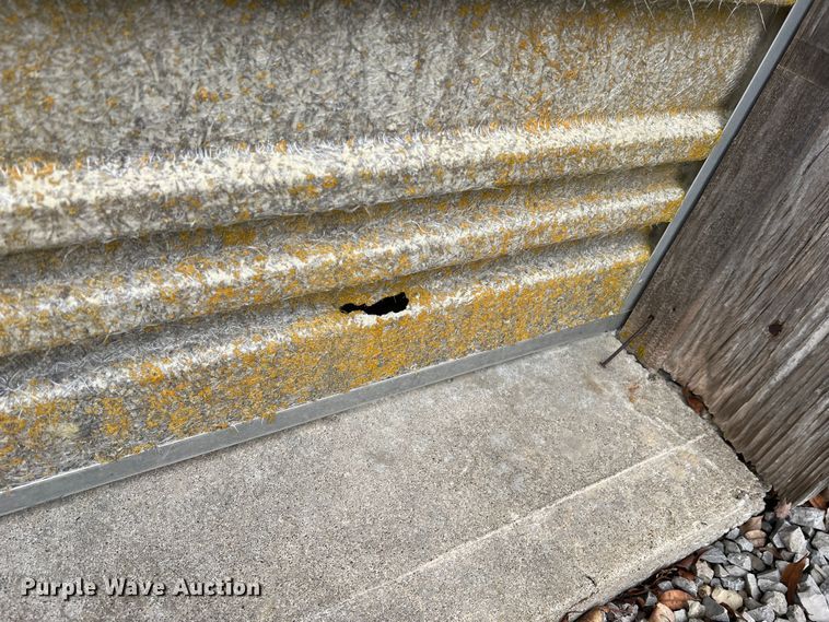 image for item DO2174 Metal building