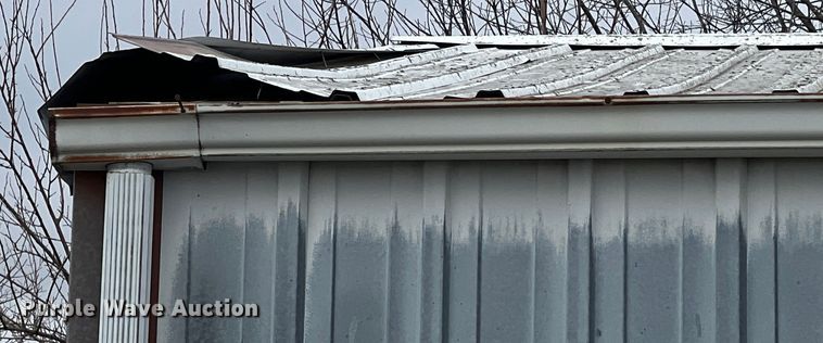 image for item DO2174 Metal building