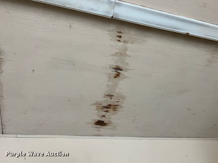 image for item DO2174 Metal building