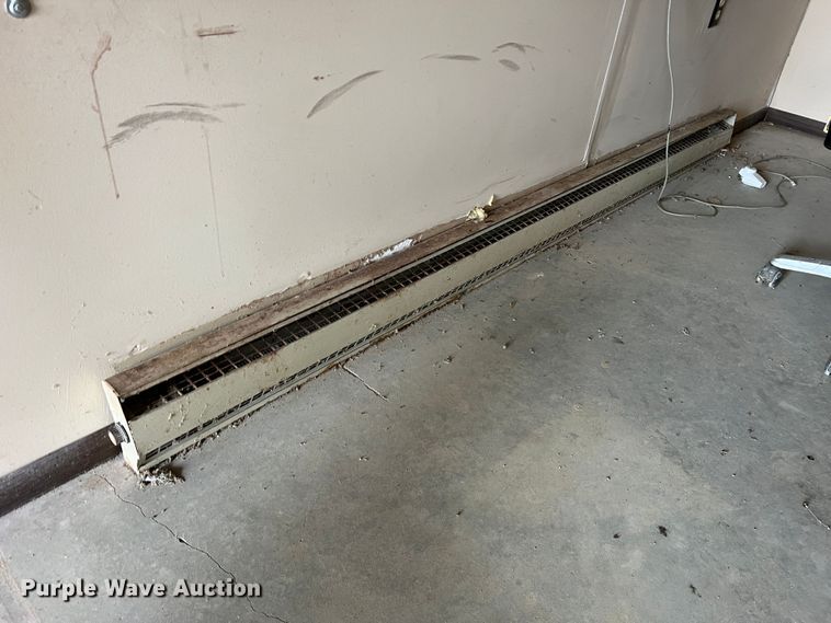 image for item DO2174 Metal building