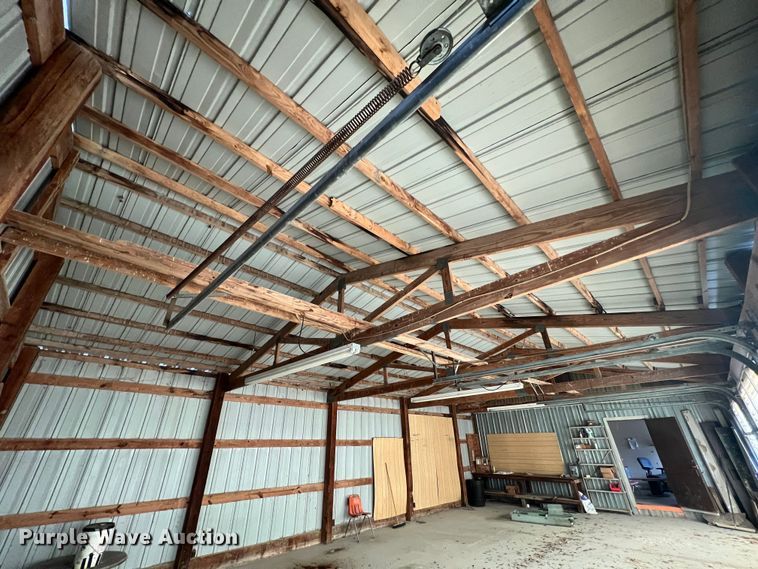 image for item DO2174 Metal building