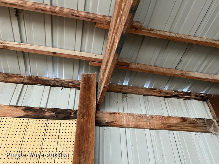 image for item DO2174 Metal building