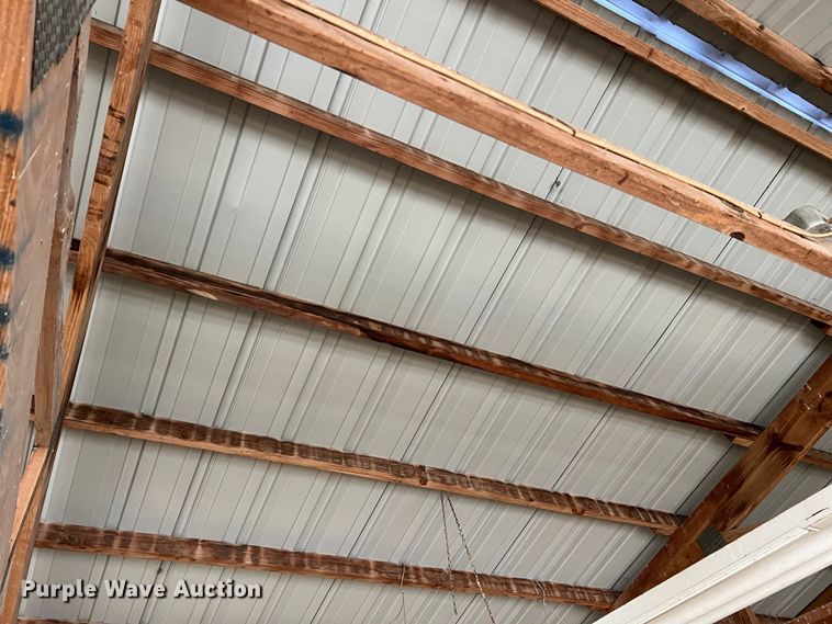 image for item DO2174 Metal building