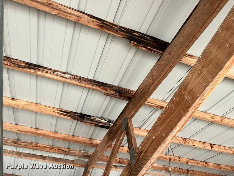 image for item DO2174 Metal building