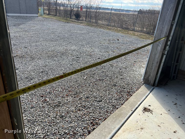 image for item DO2174 Metal building