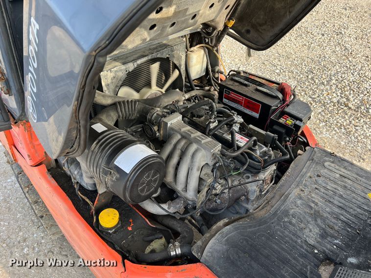 image for item DO2182 Toyota 7FGU30  forklift