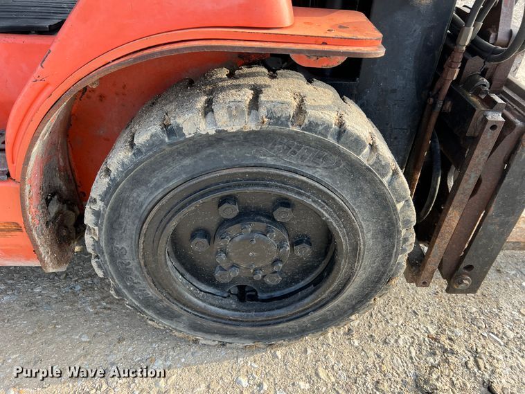 image for item DO2182 Toyota 7FGU30  forklift