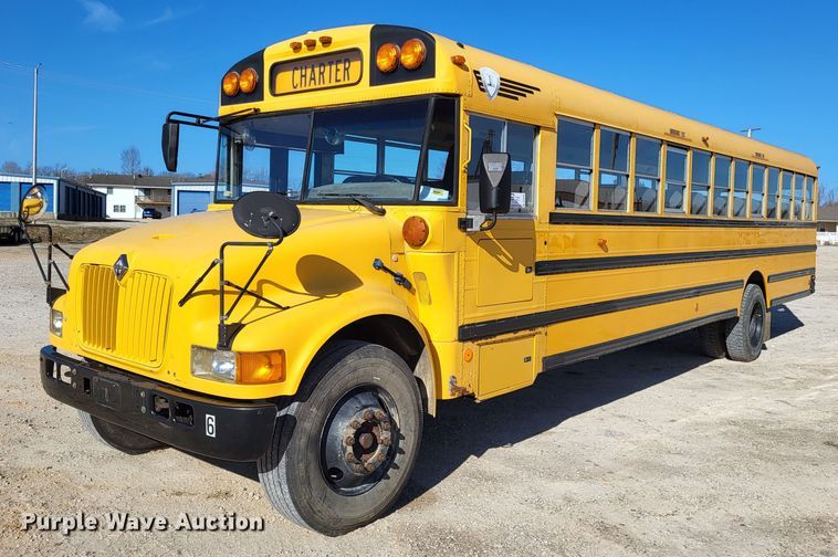 image for item DO3588 2003 International CE  school bus