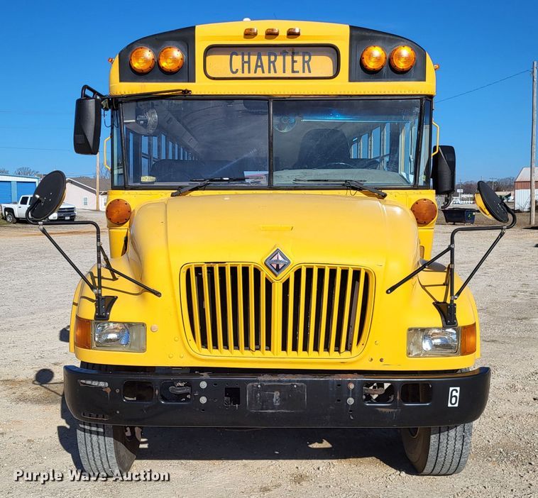 image for item DO3588 2003 International CE  school bus