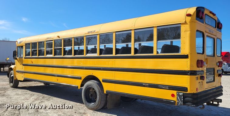 image for item DO3588 2003 International CE  school bus