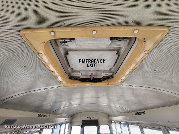 image for item DO3588 2003 International CE  school bus