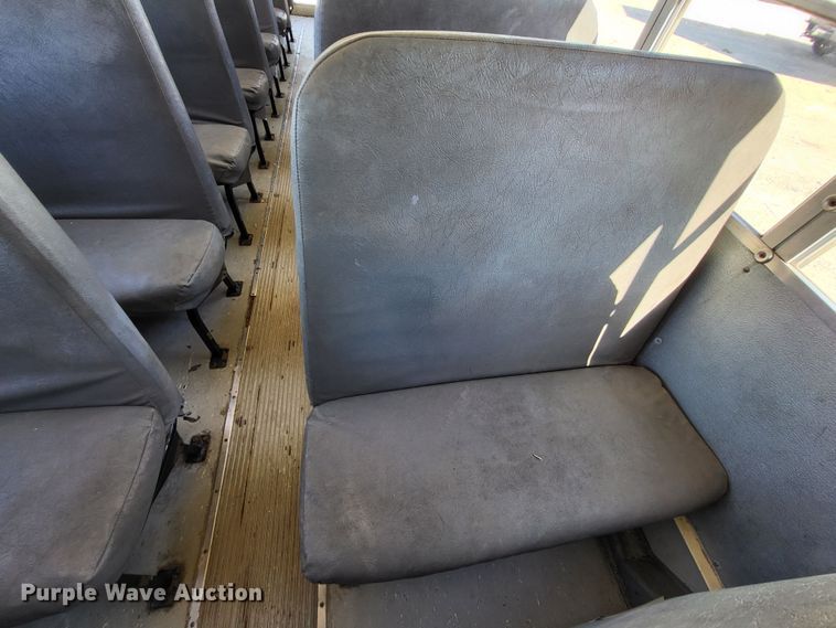 image for item DO3588 2003 International CE  school bus